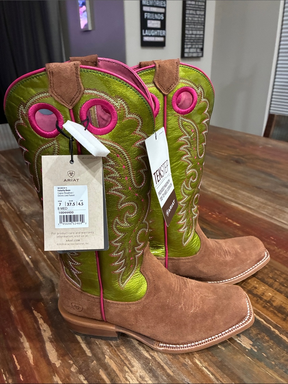 Ariat Women’s Futurity Boon Cognac Roughout Electric Lime Cowboy boots